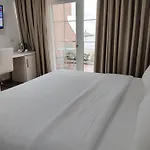 Hotel Prestige Durres 5*